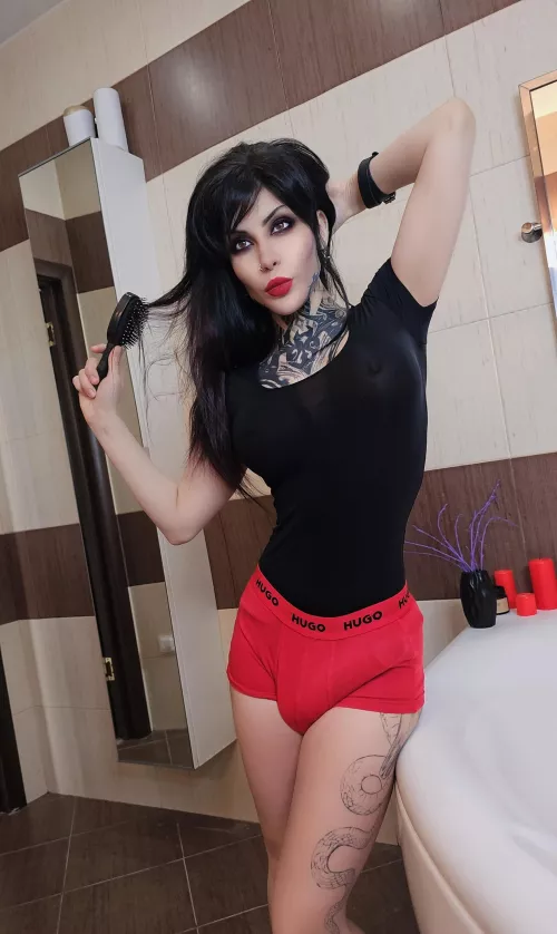 Don't be shy, I know you can take it by Vampandbeauty