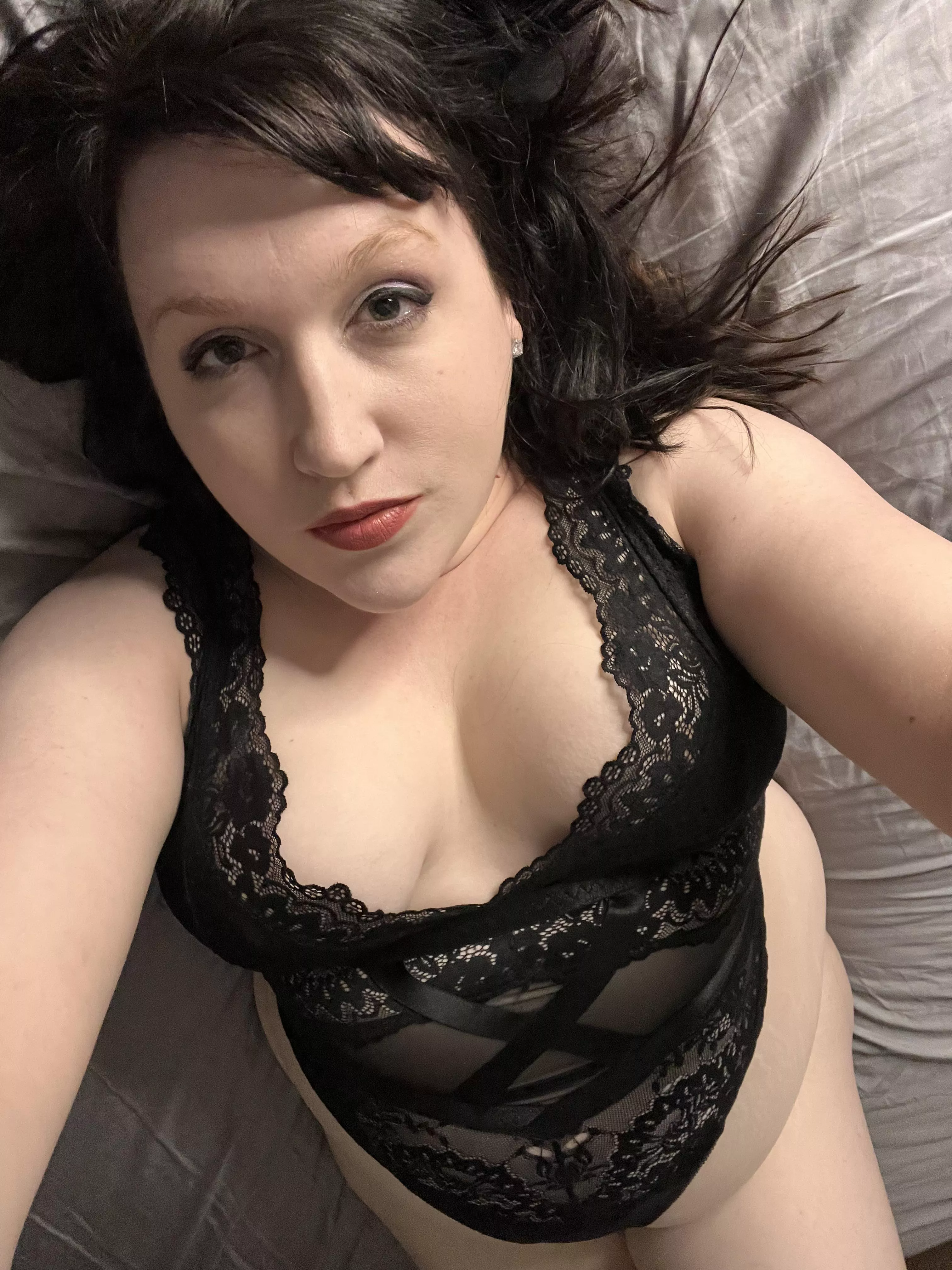 Eye contact is a requirement  posted by mischievousmissy7