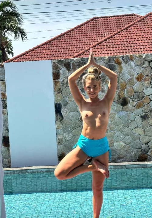 Finding Peace in the Moment by RoyalSexyLioness