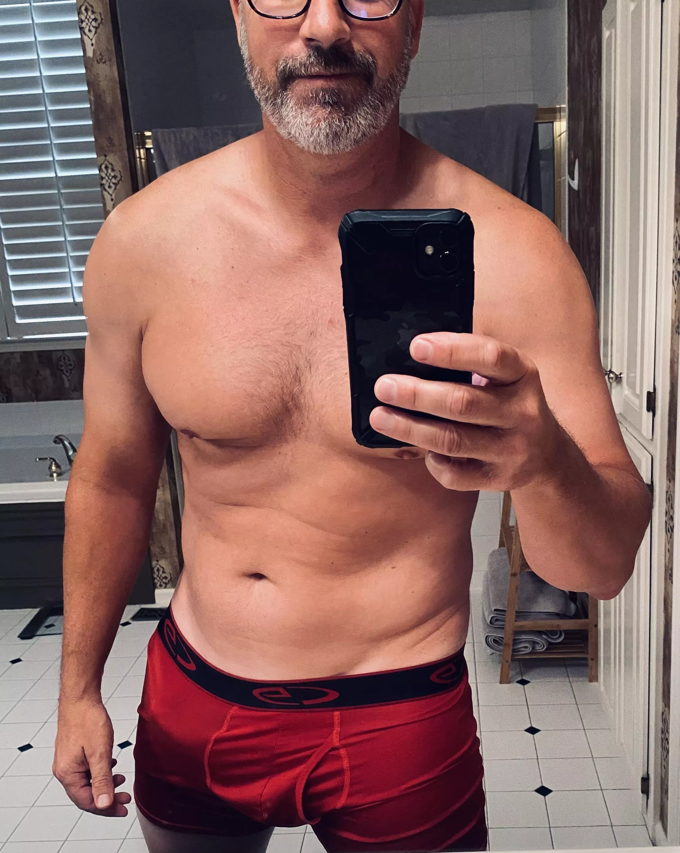 Happy weekend (52) posted by fit1972