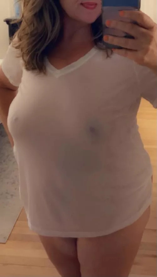 Hubby is on a work trip. He is missing out on something curvy  by chivecouple