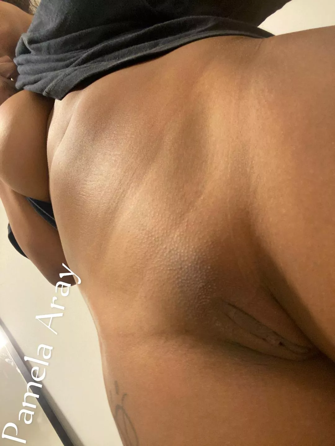 I send a kiss  posted by pamelaaray