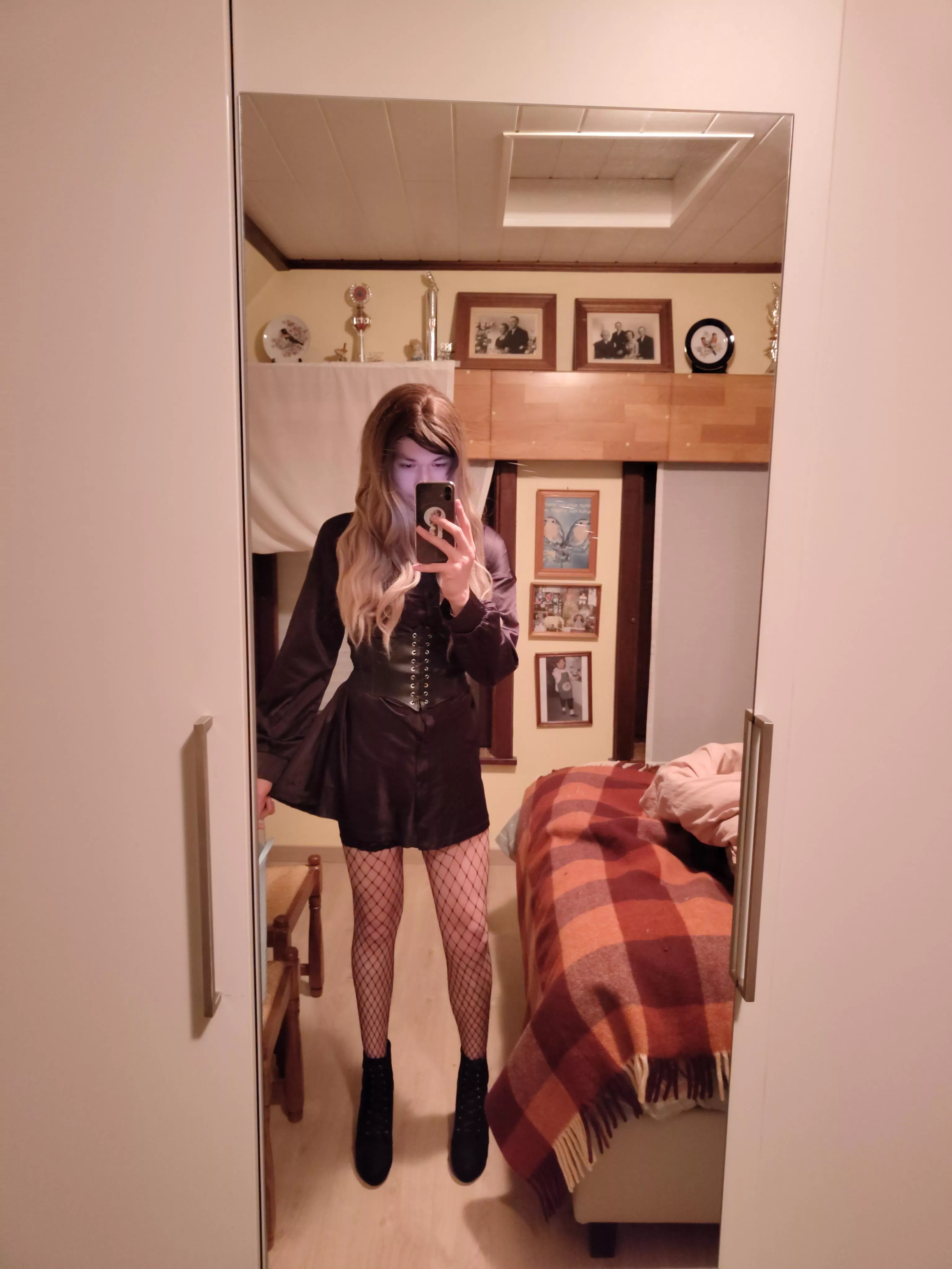 It's been ages since I got the chance to dress up so here we finally are posted by avrg_Femboy