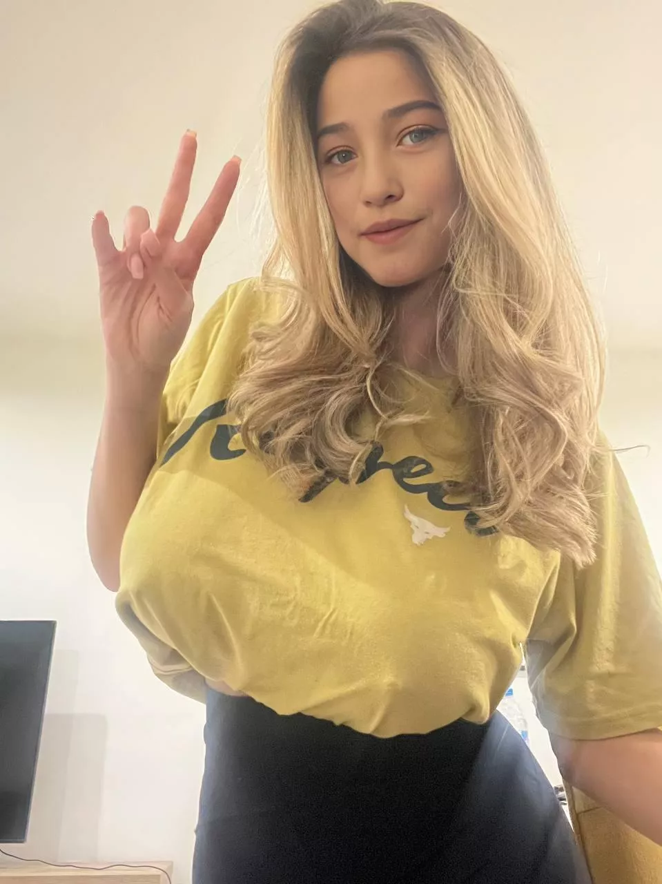 Make love not war posted by kiorgs