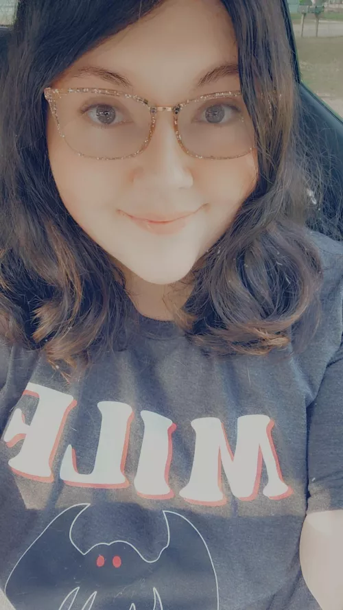 Mothman shirt came in! by iheartpanda