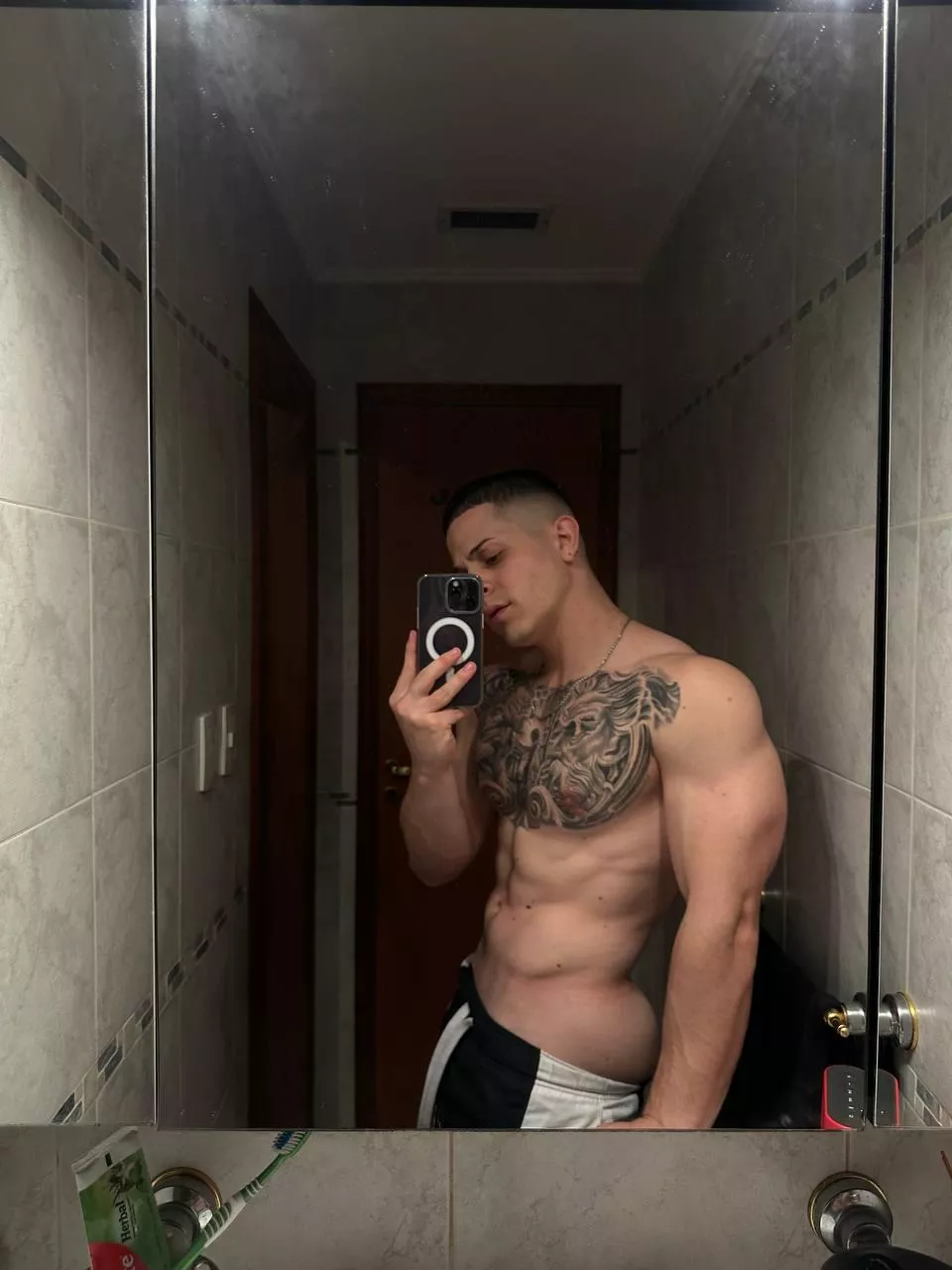 oops, they slipped off posted by itstroyleblanc