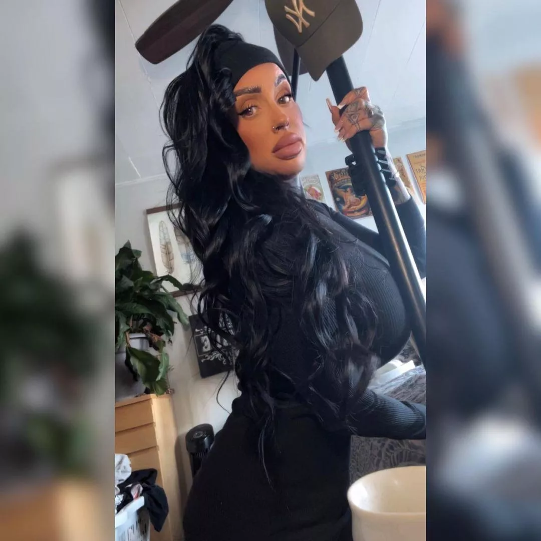 She loves to hide her perfect cannonballs. posted by RobinPepe