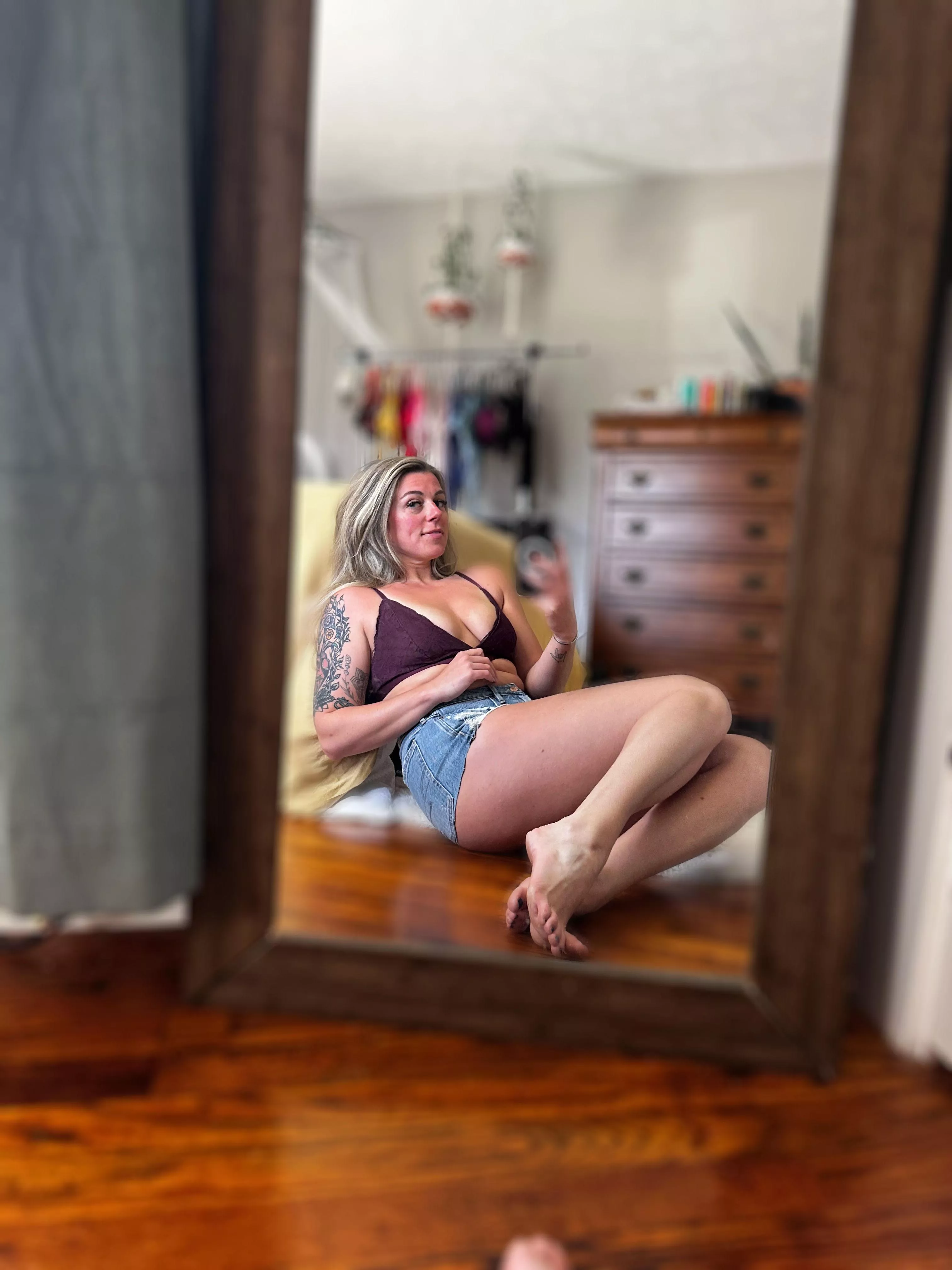 The best kind of girl next door 😘 posted by xhammerhead