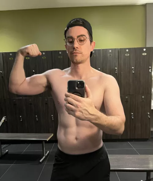 Trying to de-twink myself by Expert_Ice_9827