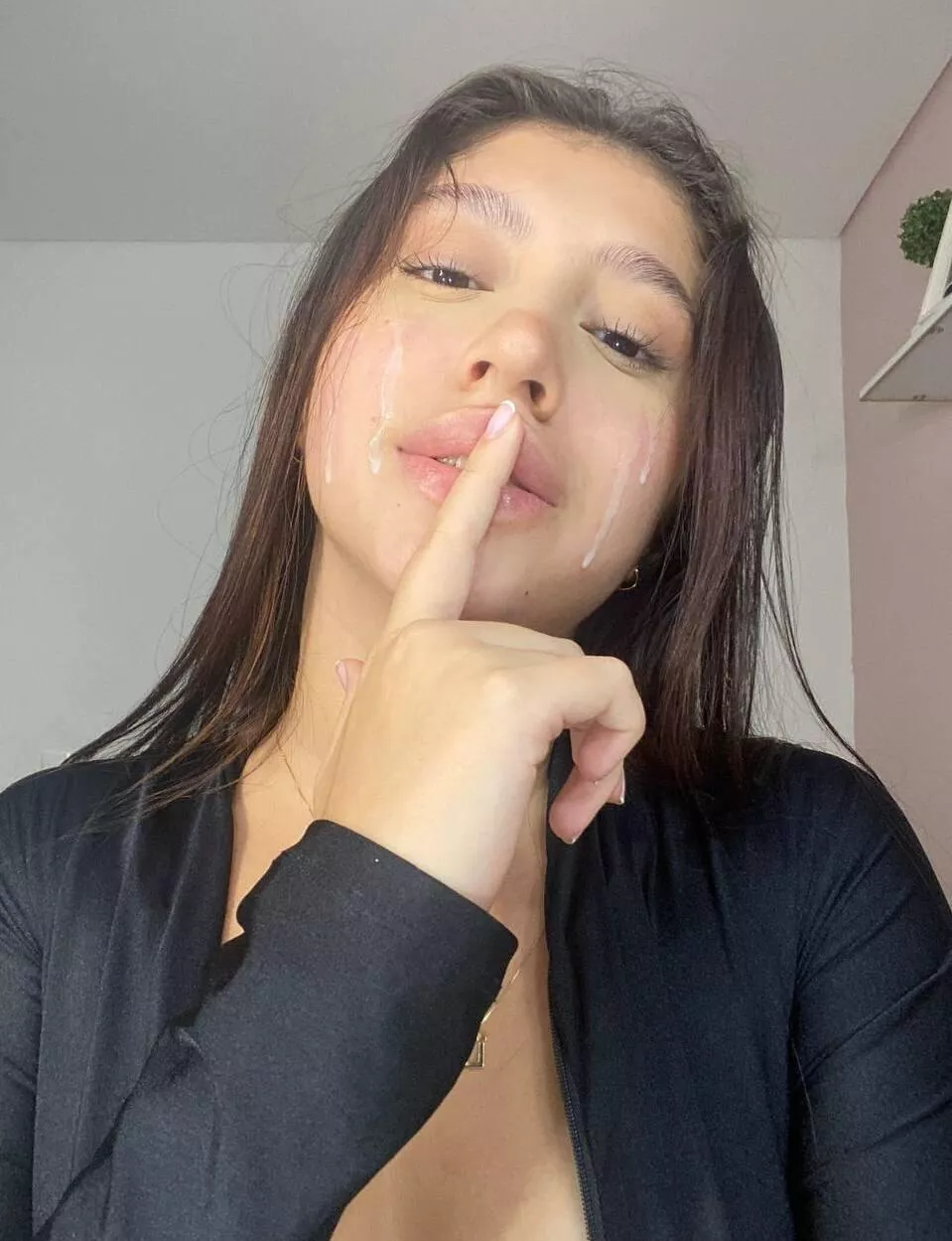 Who wants to be the next professor to give me a Facial ;P posted by djallelo