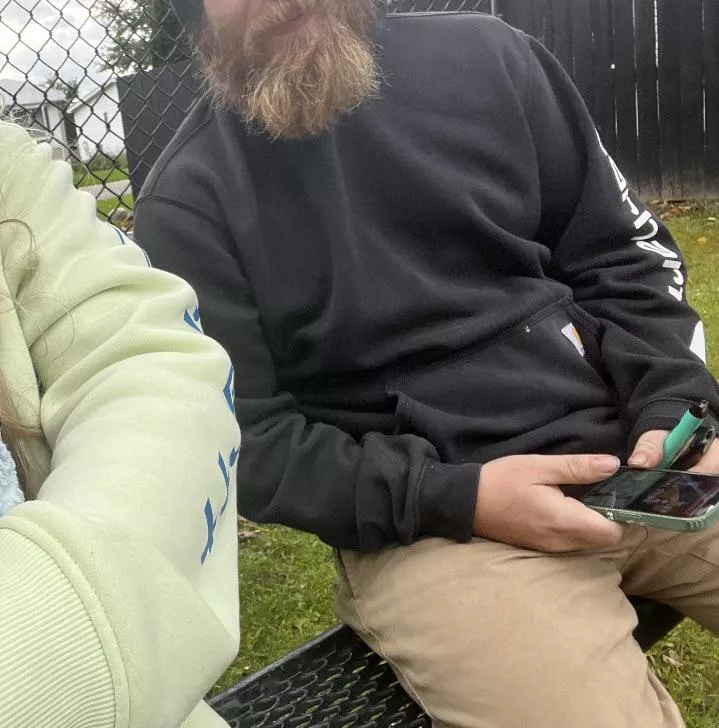 young couple, im looking to share my man, and find a lady who wants to sext him 😈  posted by Kycouple-