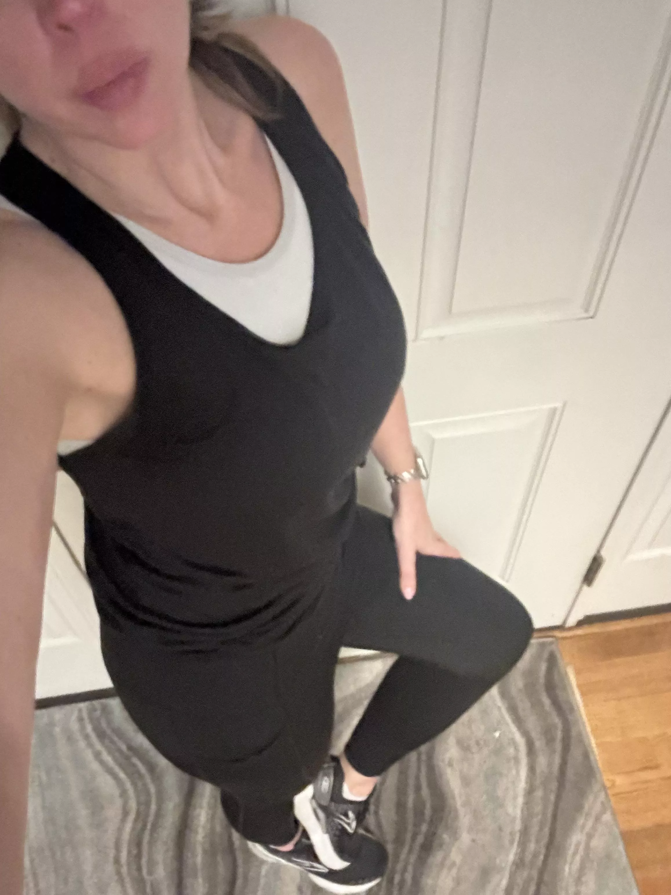 About to get naughty in gym  posted by Mom_gone_wild