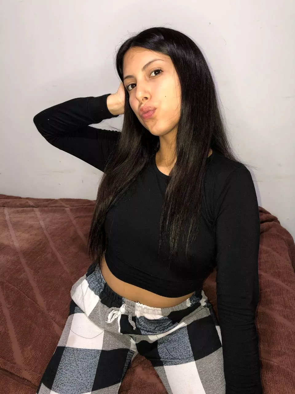 Always a comfy day in my crop top posted by Good-Rip4493