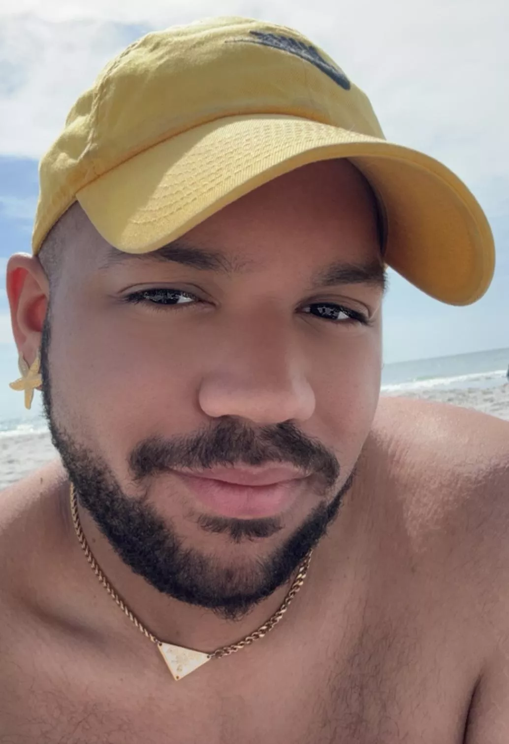 Anyone for a chat or game before bed? posted by Illustrious-Moose502