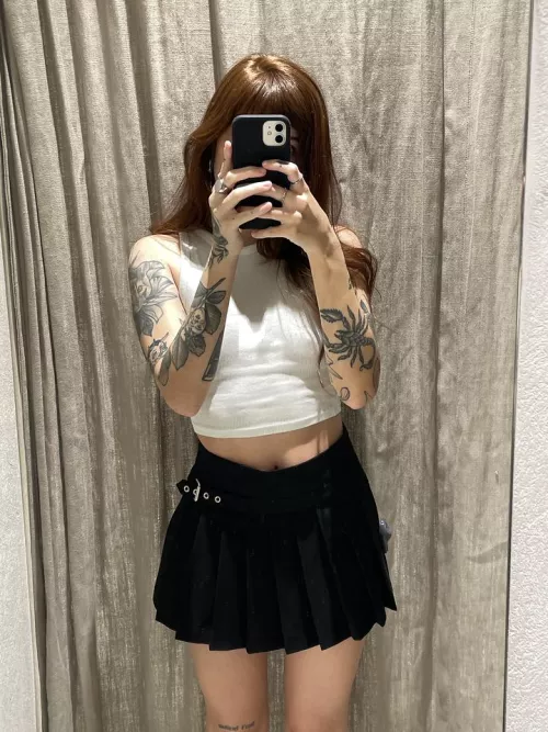 are you fucking me only by my tats by Baby-Lea