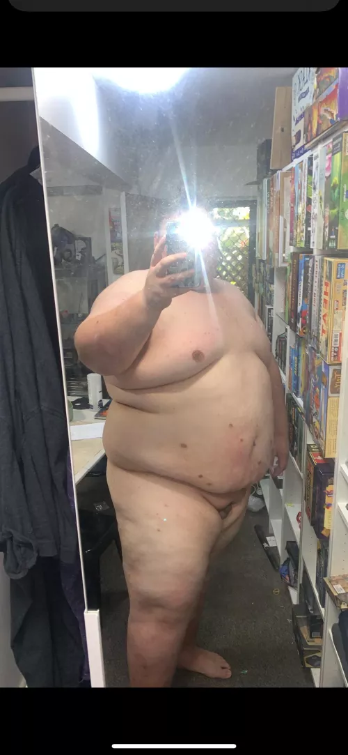 Big straight aussie guy fresh out of shower, dms open by brisbloke25