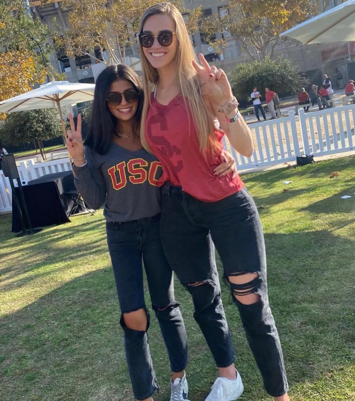 Both Pretty IUTR posted by Pumpkinpie2722