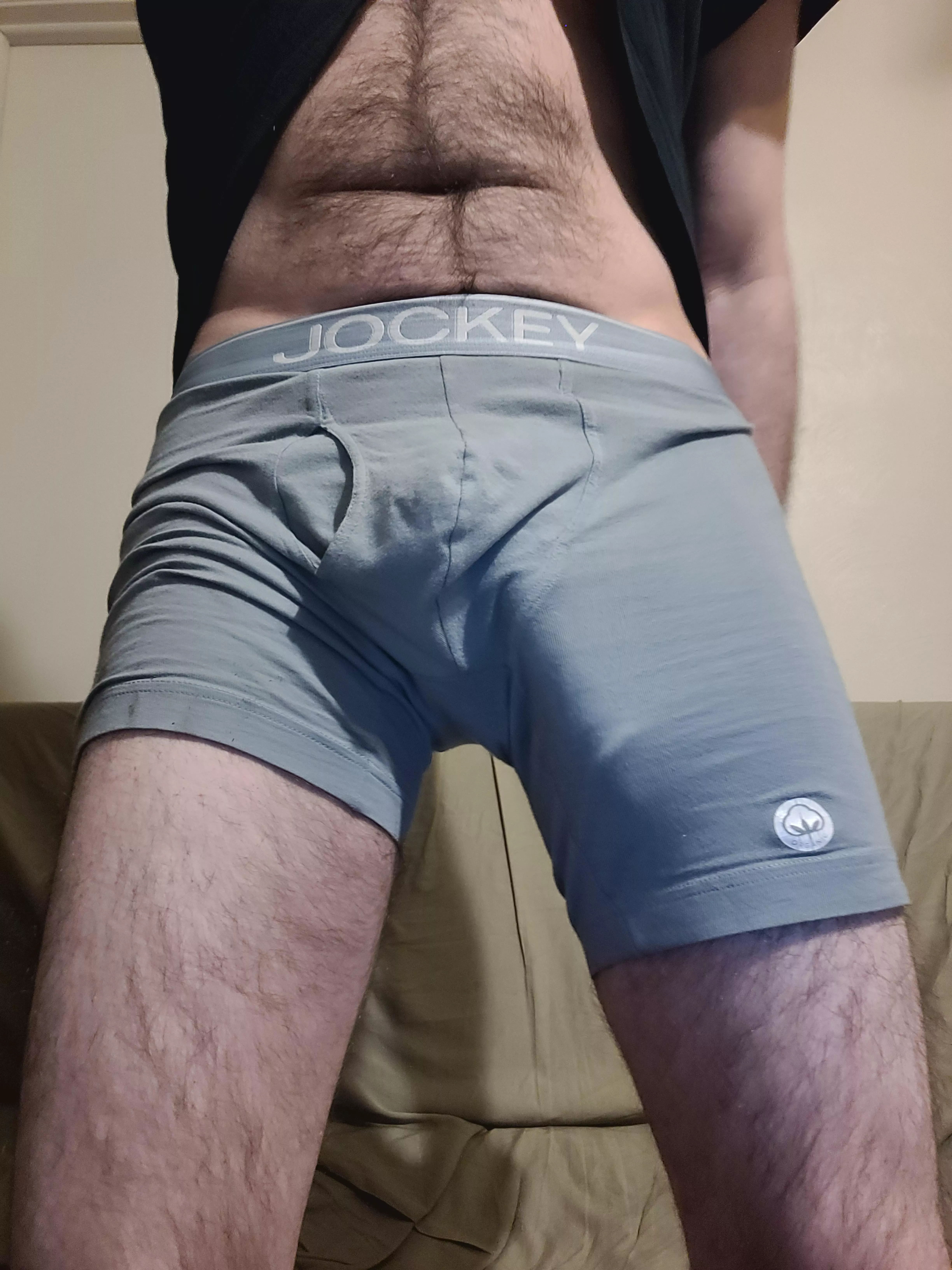 Bulging posted by throwsveryfaraway