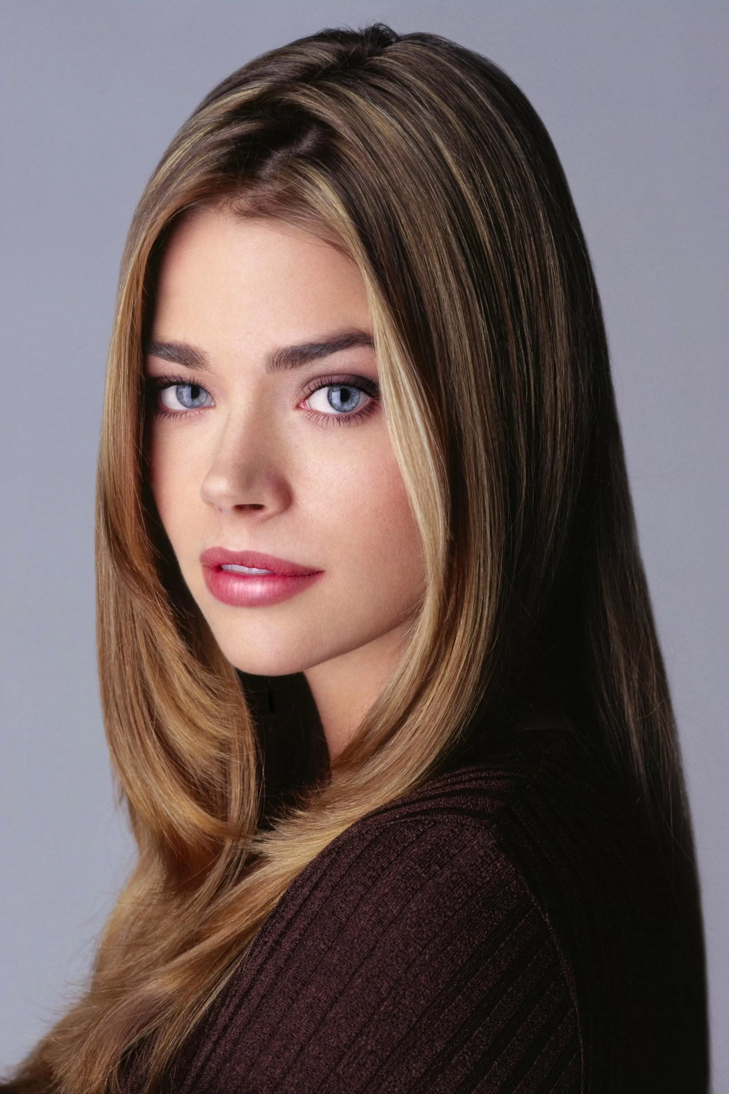 Denise Richards posted by qwer5r