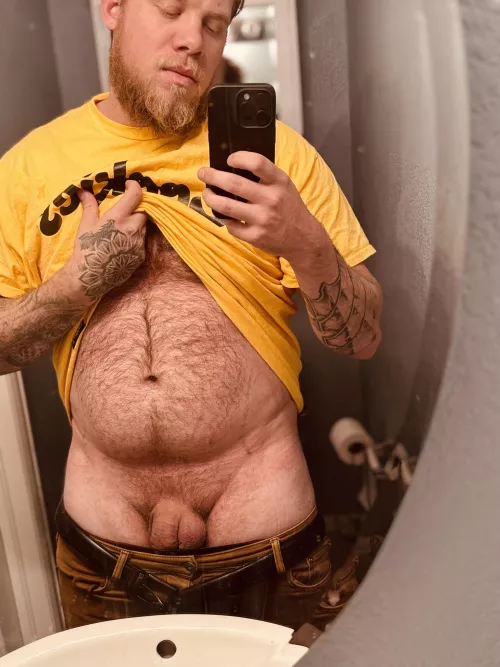 Do you like bears 🐻 😜? by HairyWhitecoco69