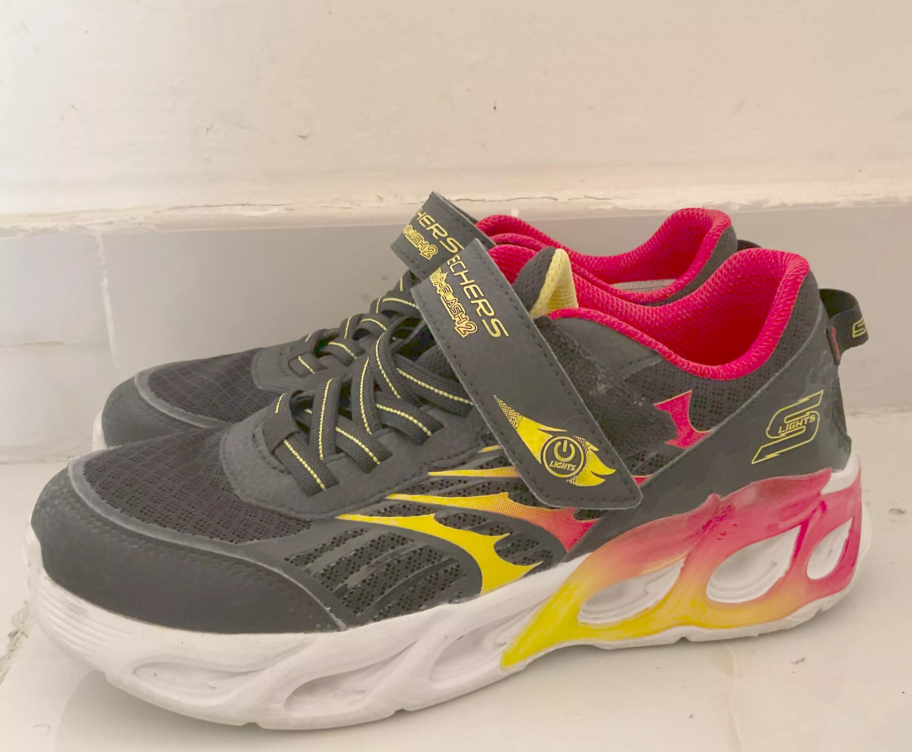 Don’t know where to post this but , these shoes make me feel nostalgic and little, (18FTX) posted by Lucienliminalspace