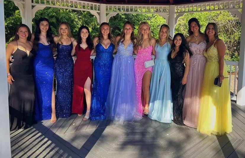 Drunk and gooning to girls from school  posted by North_Drawing8785