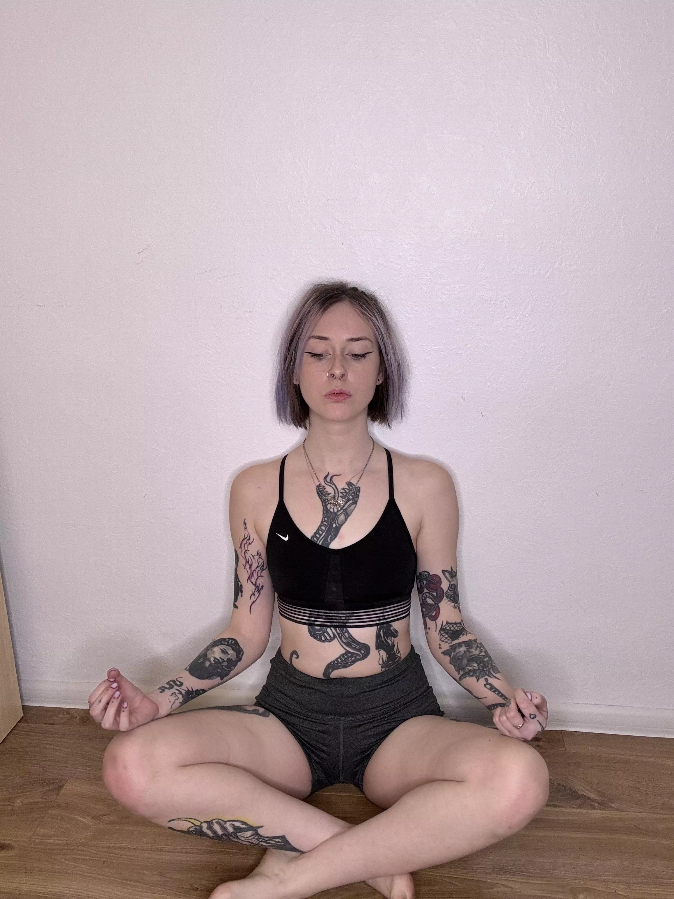 (F) Maybe you want to join me and see how flexible I really am posted by Womanlyclary12