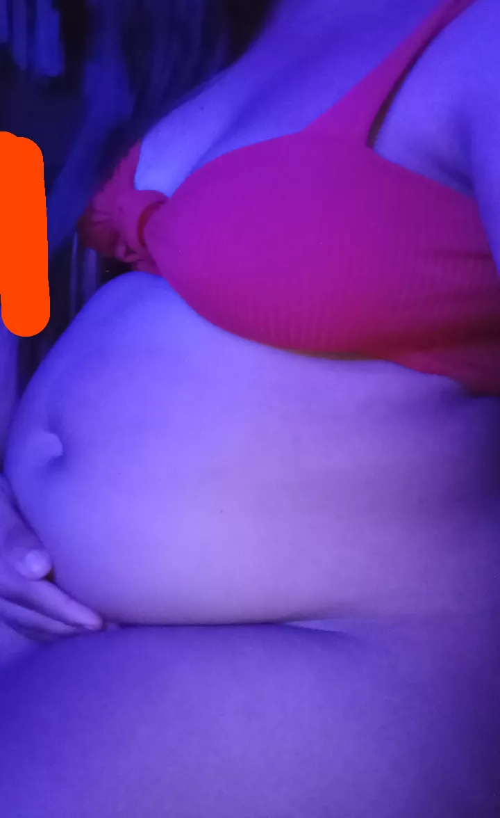 Filled with rich content😈😏 posted by chubbyvaleria