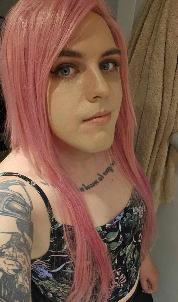 Fully embracing my scene queen vibe 😏 posted by JodieKissesBoys