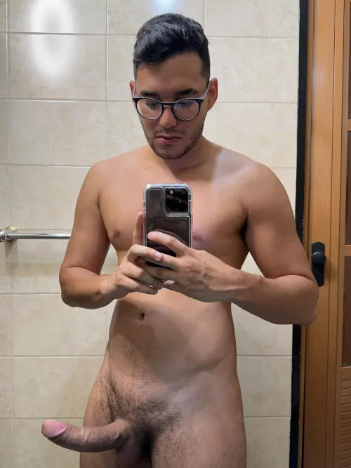 Give me a hand by yag_777