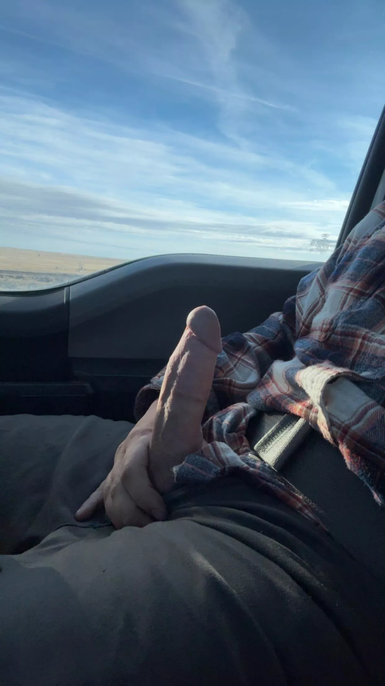 Gotta love being in Wyoming[27] posted by neckbone1896