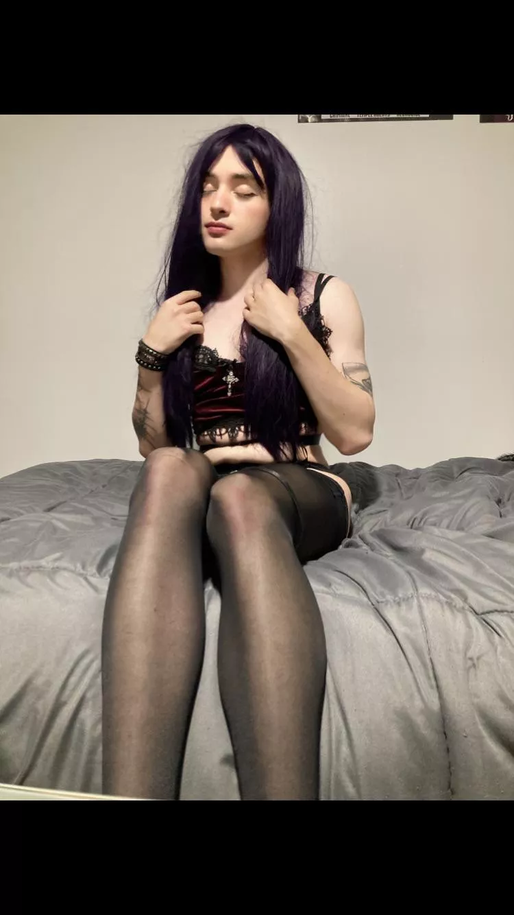 hi💜 posted by Laverdadnose