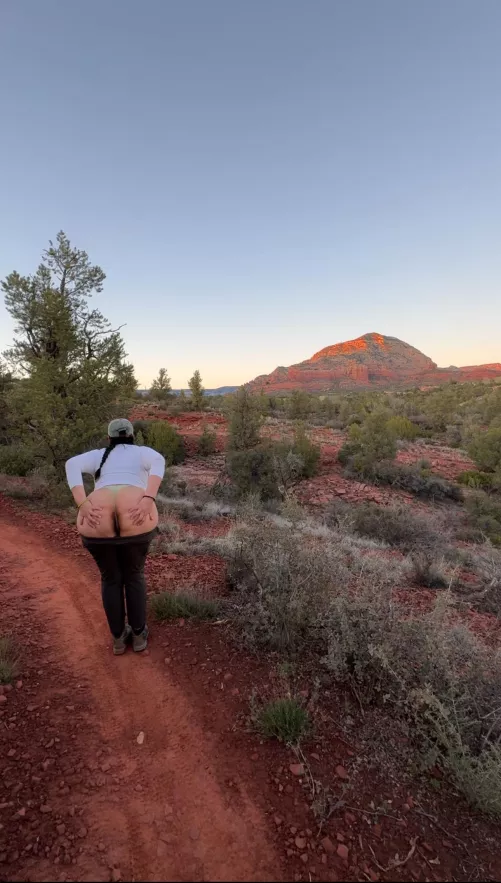 I want my [h]airy ass filled up by CleopatraTrone