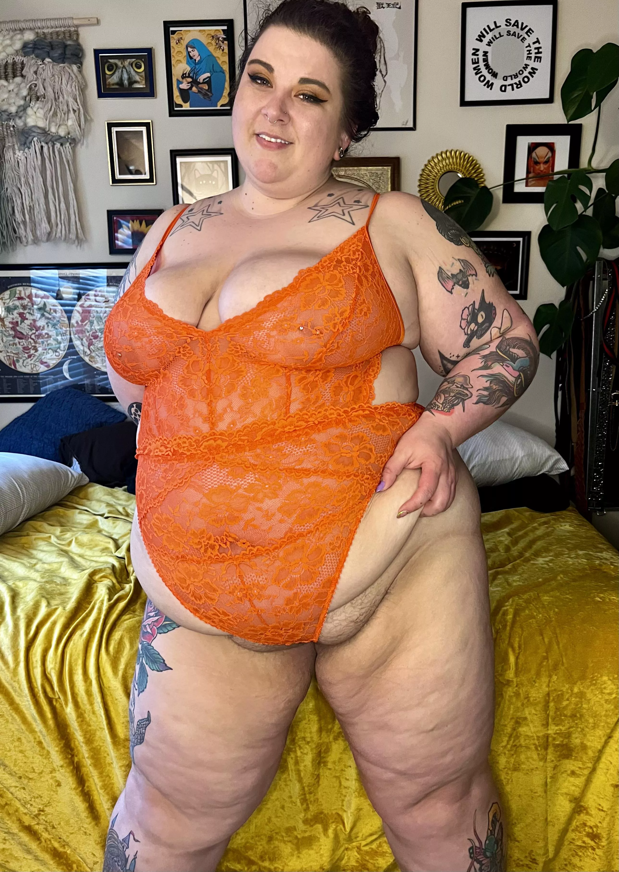 I’m busting out all over! ☺️ posted by MsPriscillaD