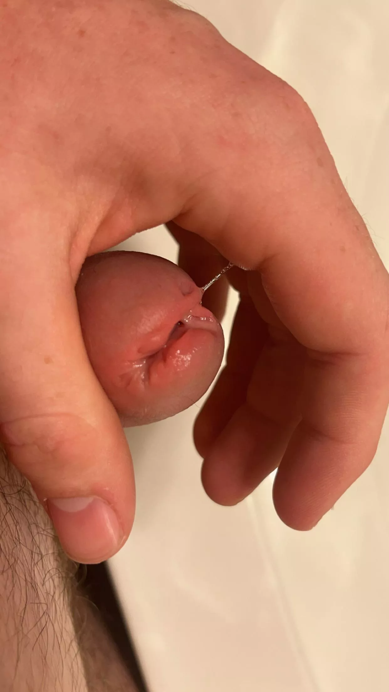 Leaking😍 posted by AggravatingCause5013