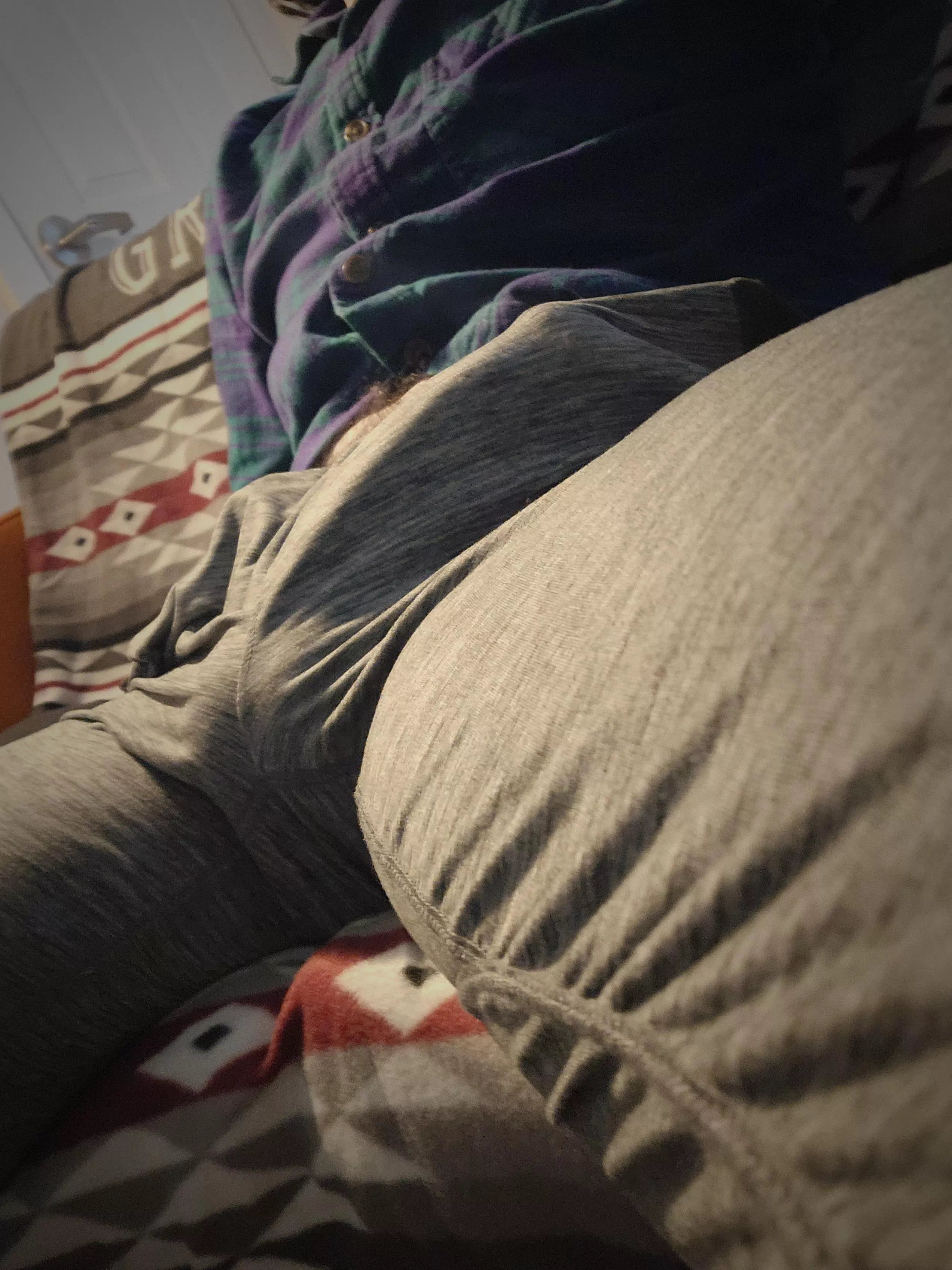 Let's rub bulges 😈 posted by cylongothic