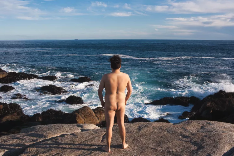 Naked in nature is the best by prudishcantelouope