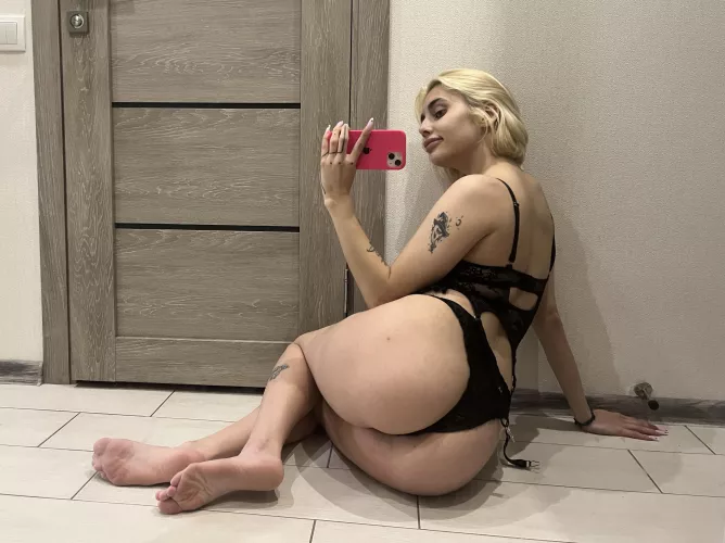 rate me please by starry_stella1