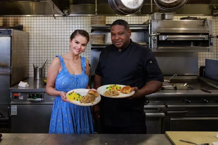 Selena Gomez  by neerajuchiha