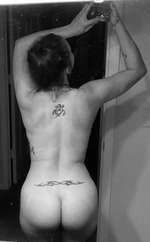 Showing off my Mom bod by Mander_OF