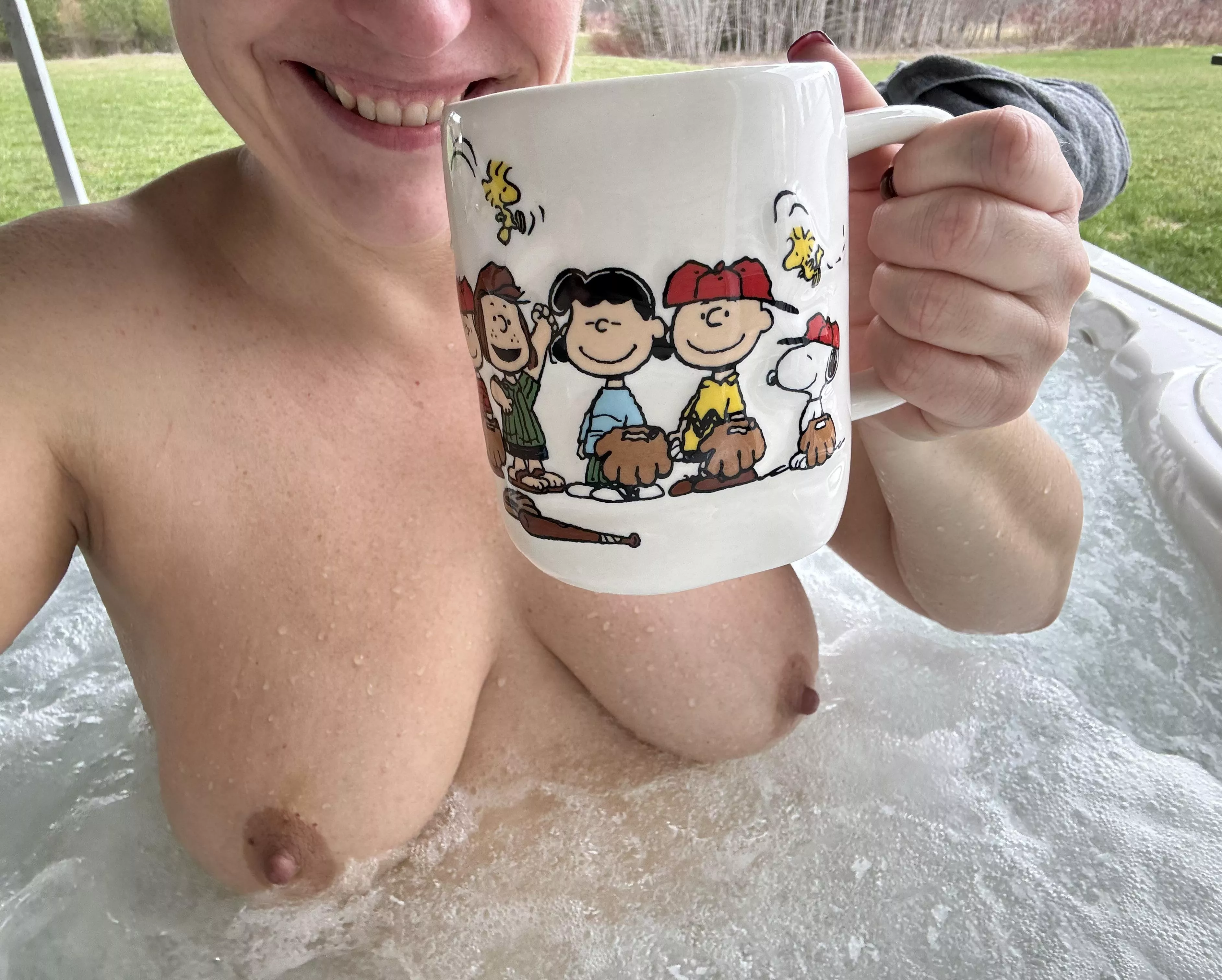 Sunday … perfect for coffee in the tub 😈 posted by Sexyvelma69