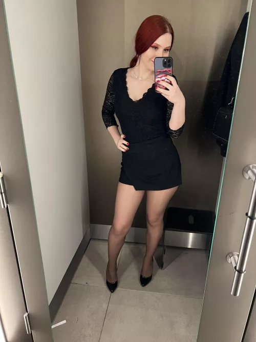 Suntan pantyhose are so cute  by ichigo_emaa