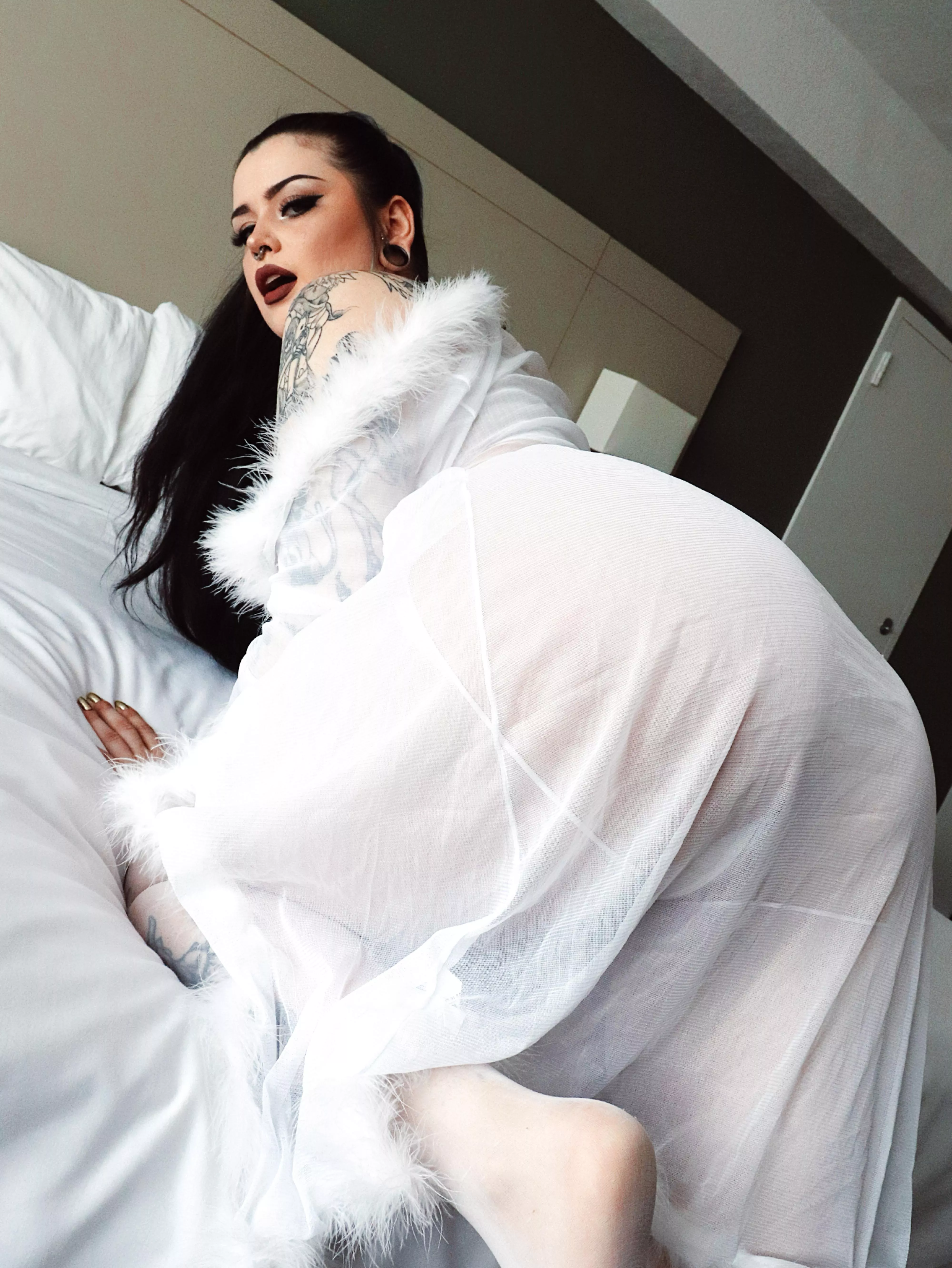 This chubby girl looks so sexy with lingerie on posted by NOMADTVS