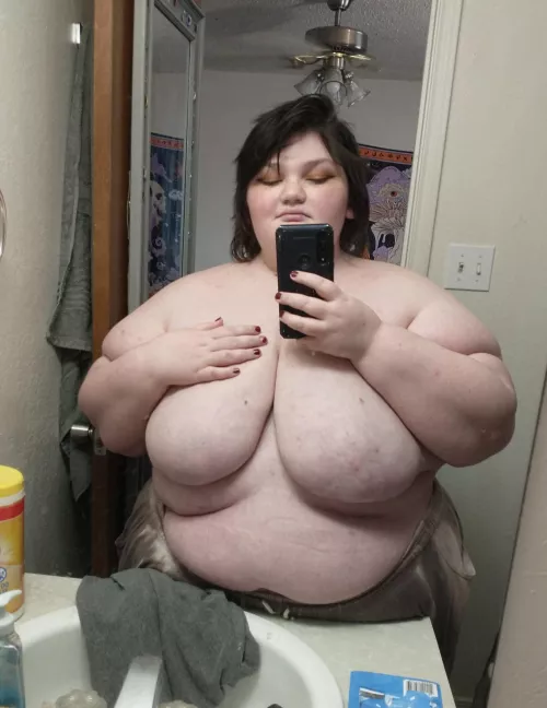 Tits out for the weekend 🎉 by Moist-Perm