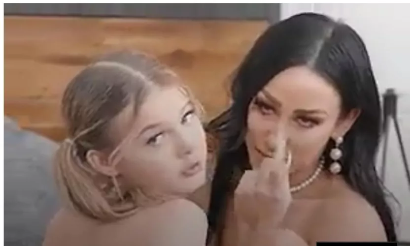 Tittle? by Pratik_xx