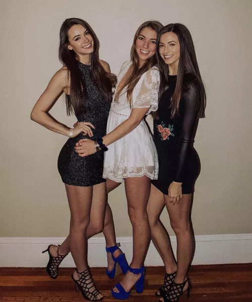 Which one? [3] by QueriousGorge