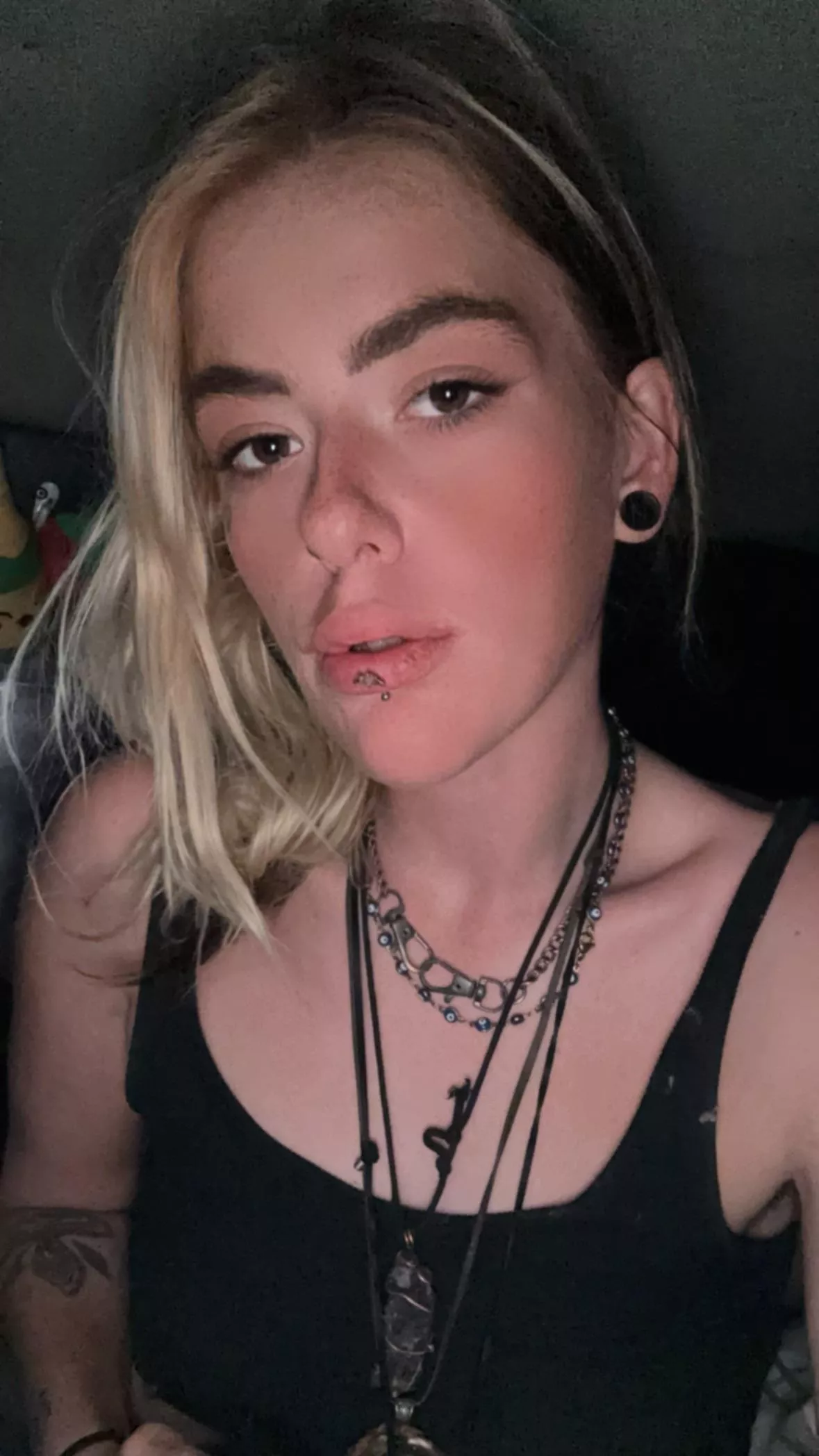 Who wants to see more? 😌 posted by Nomadicbabygirl