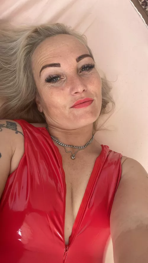 Who would fuck me? by Wide_Ad_5210