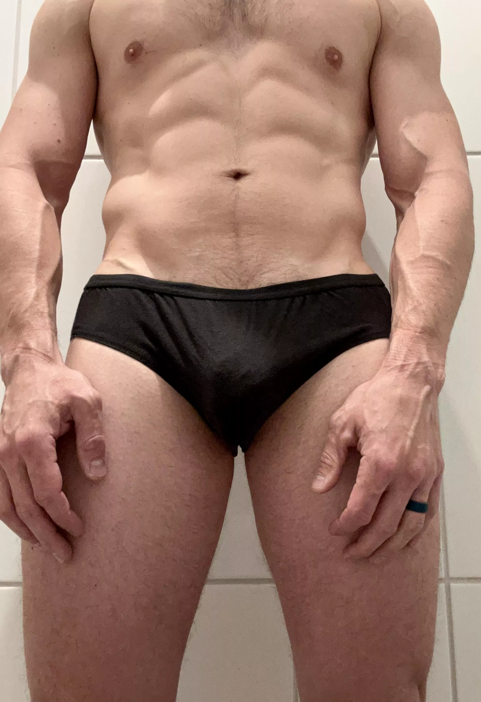 42 - wife said these look like “dad” underwear. What do y’all think? DM me your thoughts and ASL for snap. 95% straight but the 5% has fun in Reddit 😜 posted by Altruistic-Fudge2239
