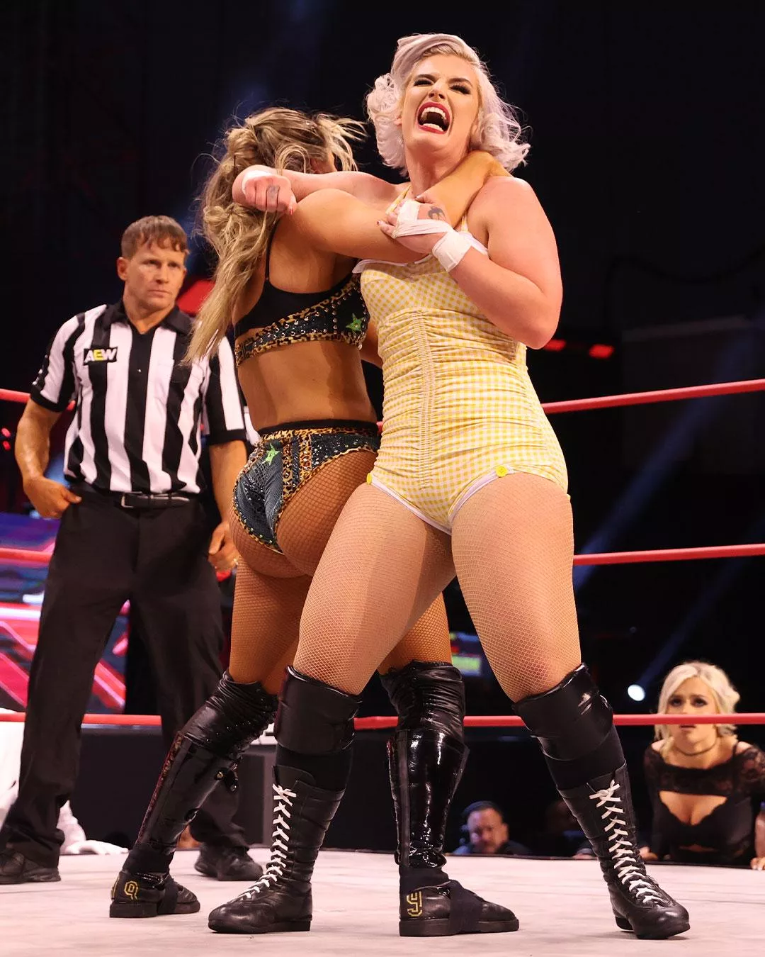 Anna Jay 🍑 posted by tomcamisi